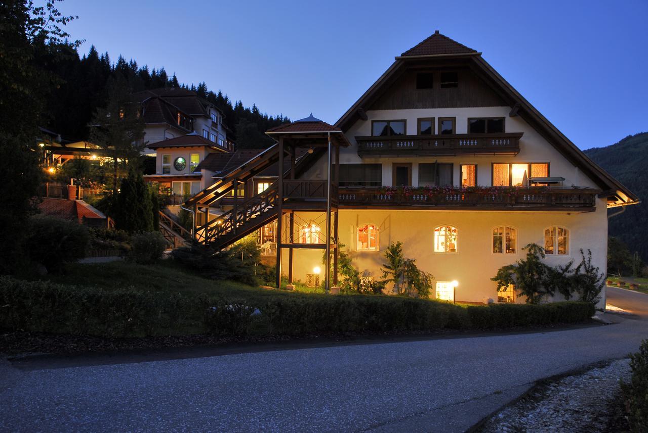 Optimamed Gesundheitsresort Agathenhof Micheldorf (Carinthia) Exterior foto