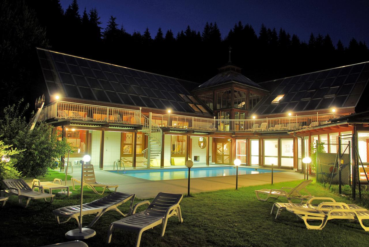 Optimamed Gesundheitsresort Agathenhof Micheldorf (Carinthia) Exterior foto