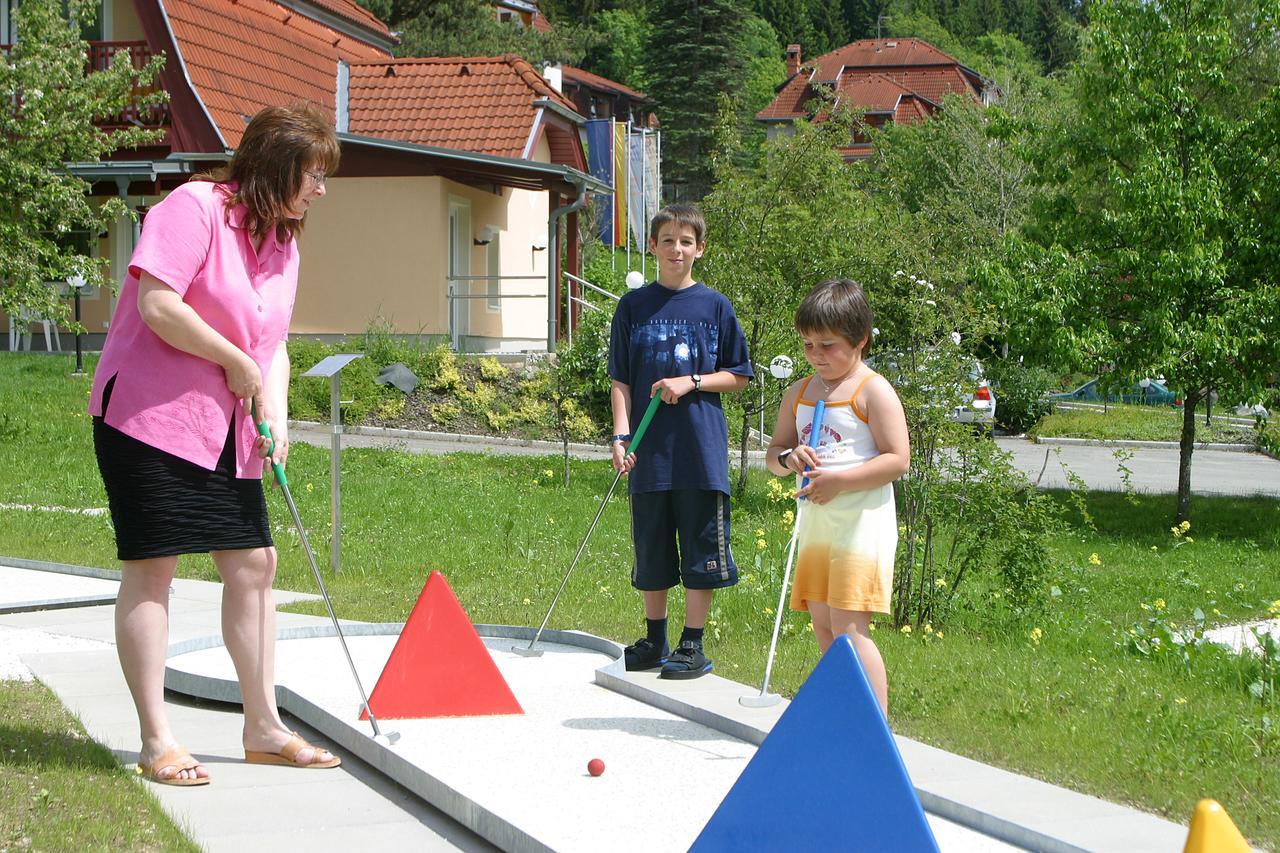Optimamed Gesundheitsresort Agathenhof Micheldorf (Carinthia) Exterior foto